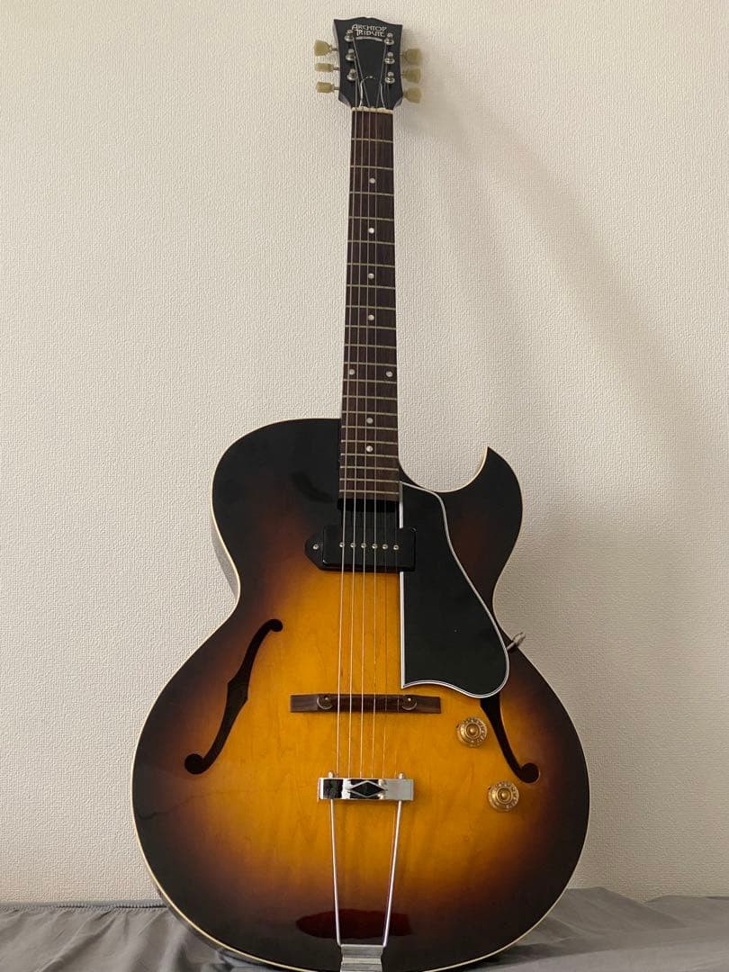 Archtop Tribute Electric Guitar 175 Type Solid Body Satin Finish Excellent Condi