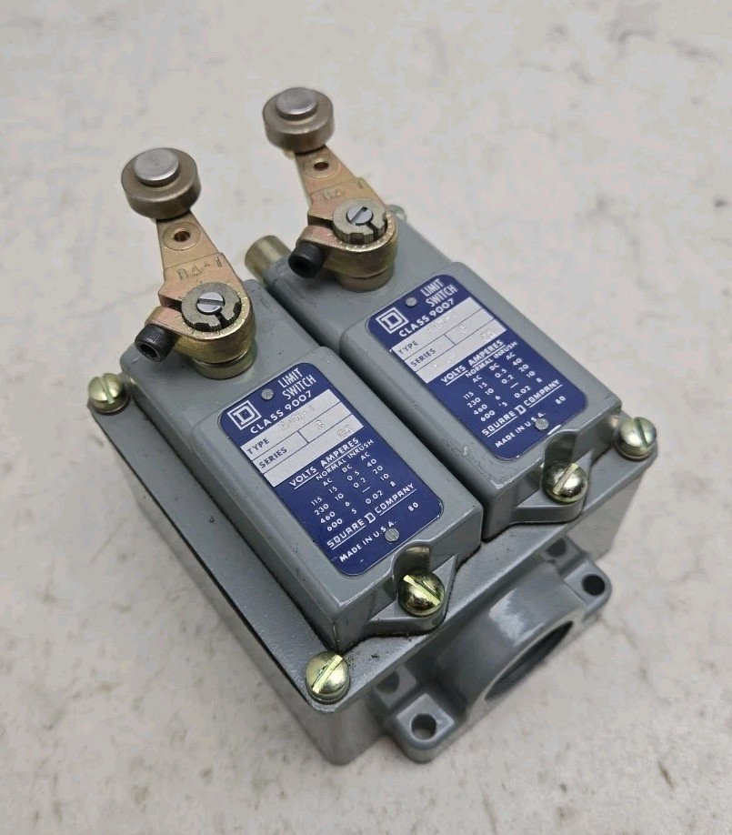 2 Square D 9007 AAW-1 Limit Switch Roller Arm In Double Enclosure  2053-B10 New