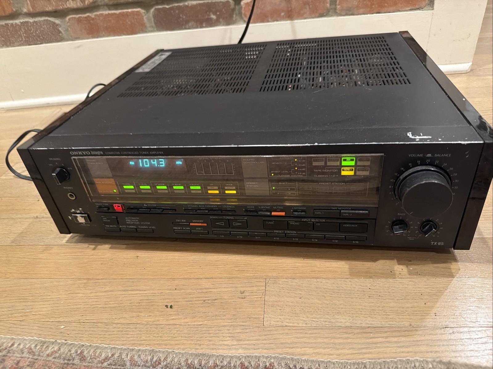 Vintage Onkyo Integra TX-85 Computer Controlled Tuner Amplifier Receiver TESTED