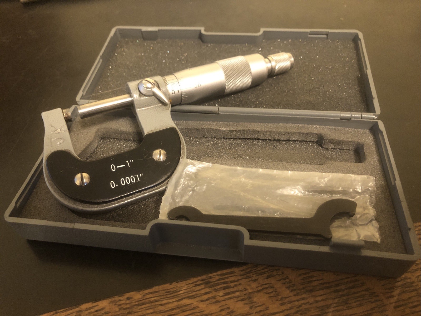 Aerospace 0-1” Micrometer 0.0001" In Case w/wrench Clean Used Condition