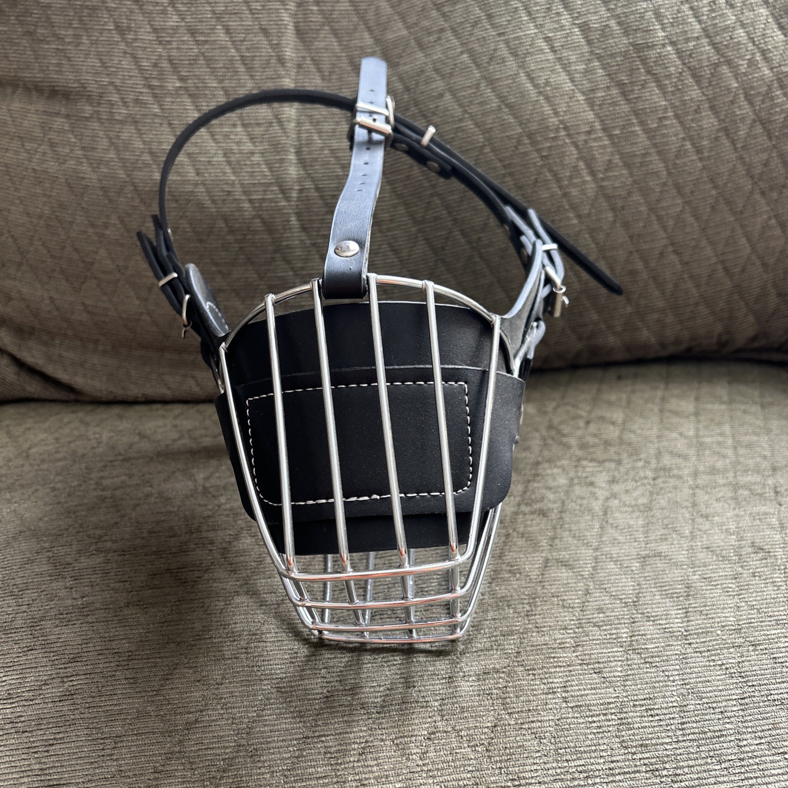 Large Dog Muzzle Leather Metal Wire Basket Adjustable for Pitbull German Shepard