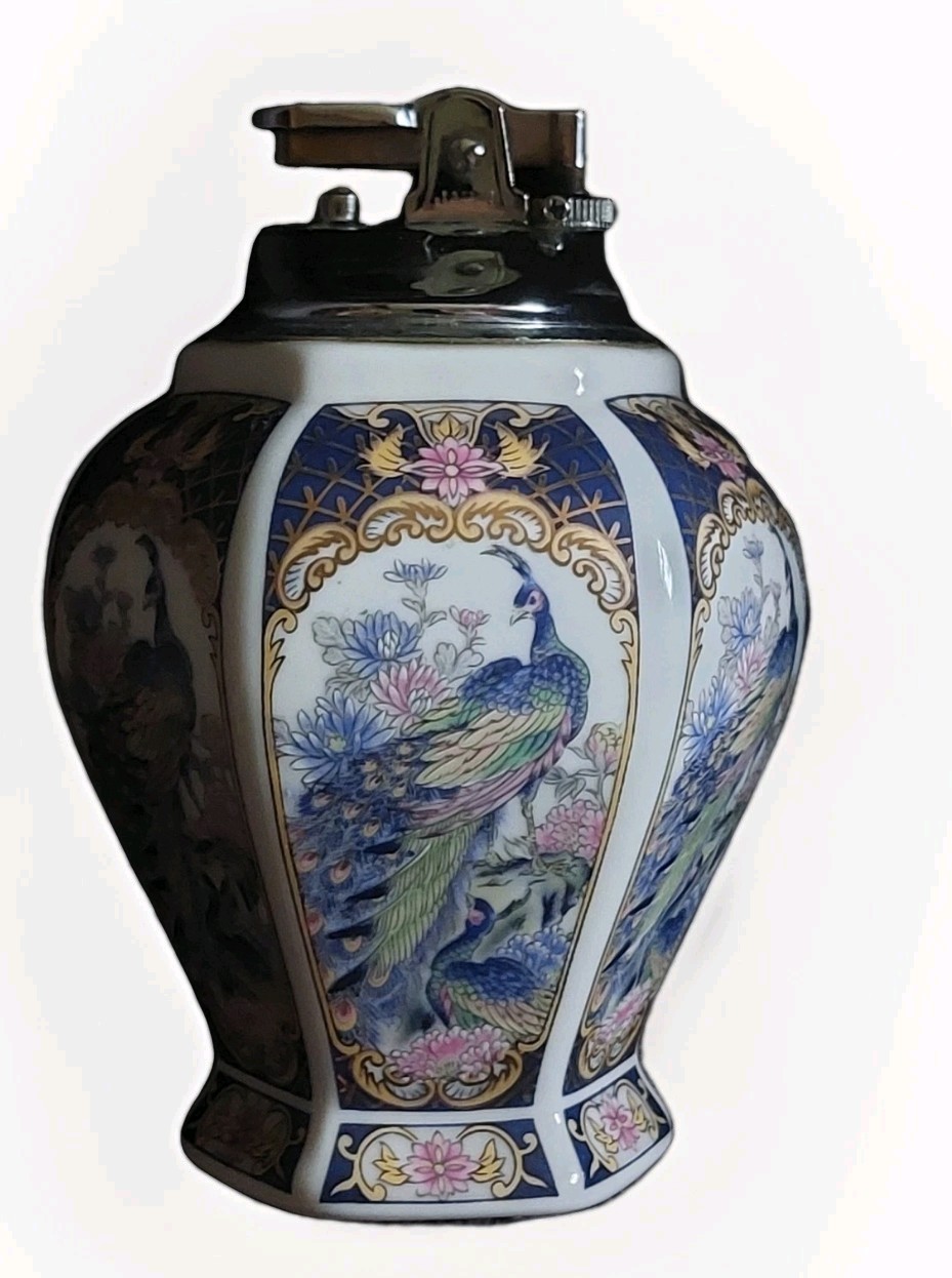 Porcelain Japan peacock table lighter