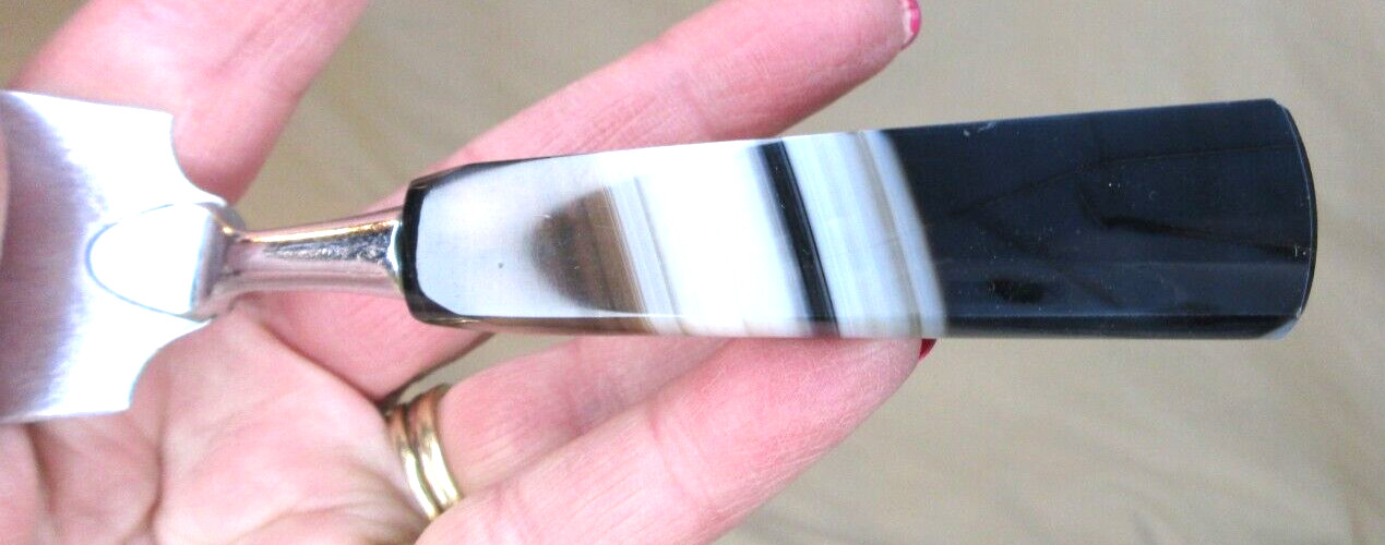 AGATE STRIPED HANDLED SERVING KNIFE~8 3/4" LONG X 1 3/4"