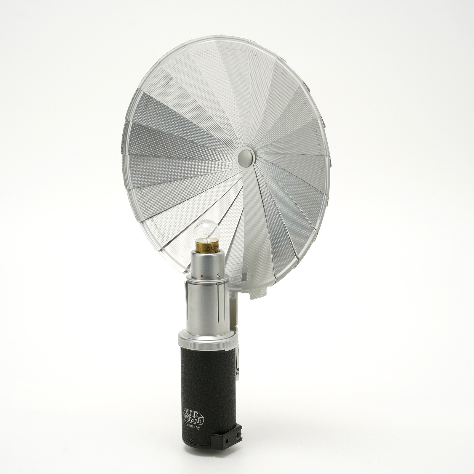 Leica Leitz Wetzlar CEYOO Flash 15500