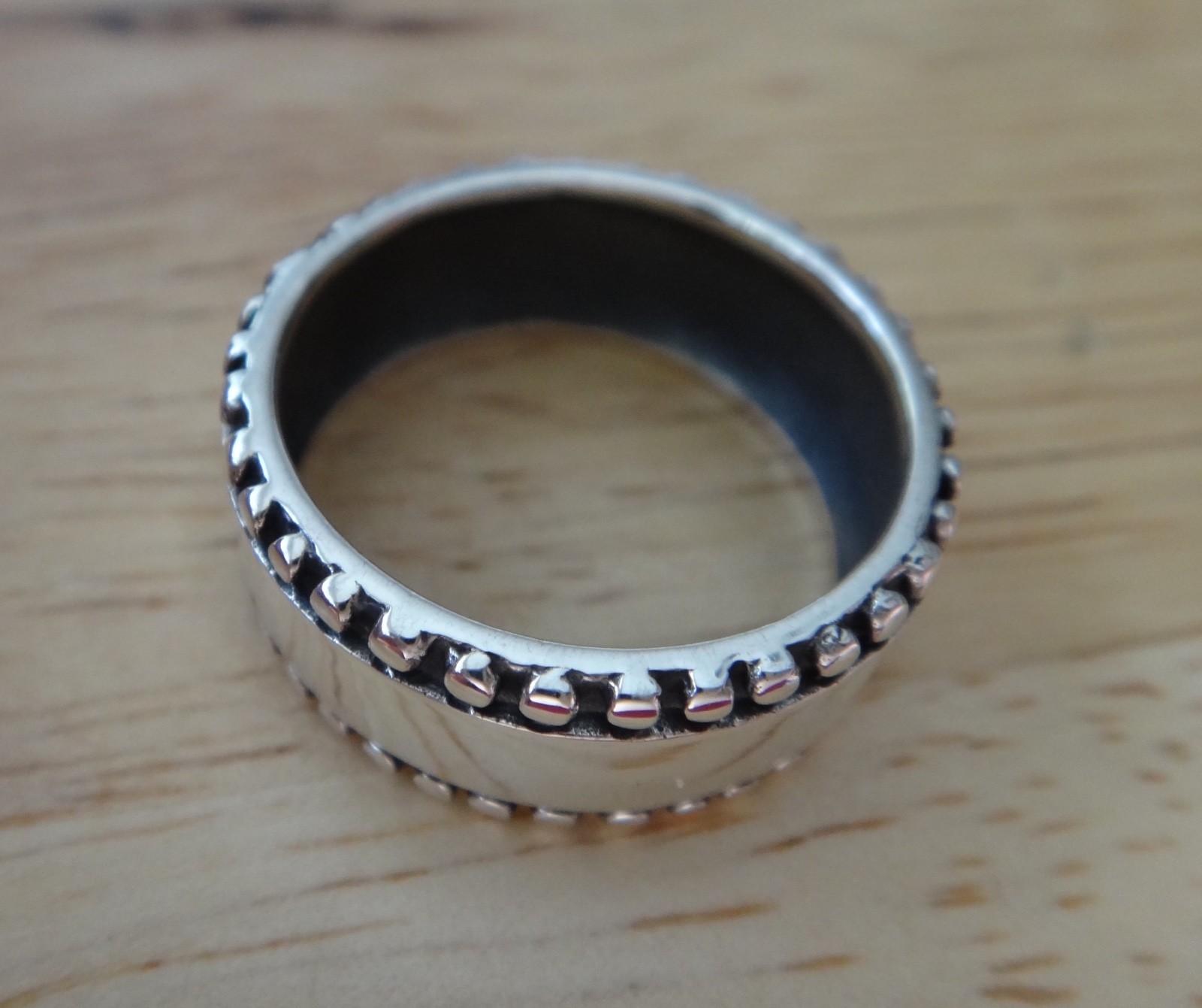 size 8 Sterling Silver 7 mm wide Band Dots Edge Ring