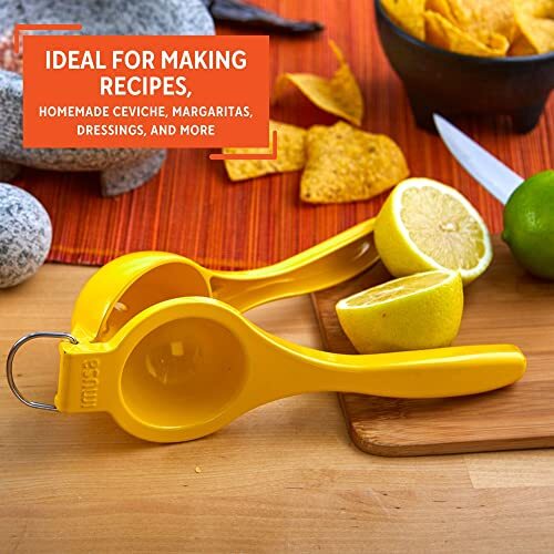 USA VICTORIA-70007 Lemon Squeezer, Yellow