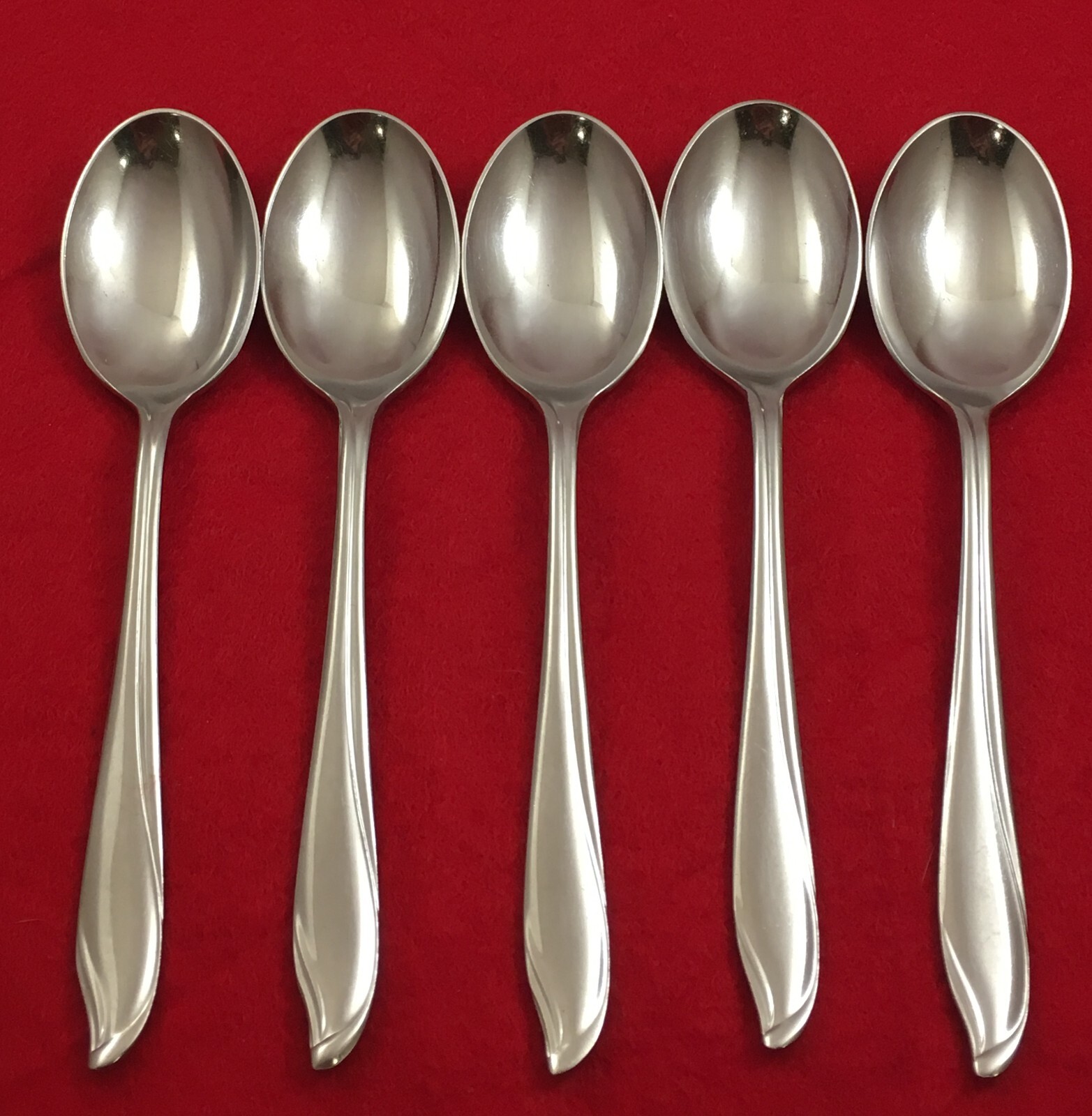 Lot of 5 WELLINGWARE Stainless Japan Teaspoons 6" Flatware