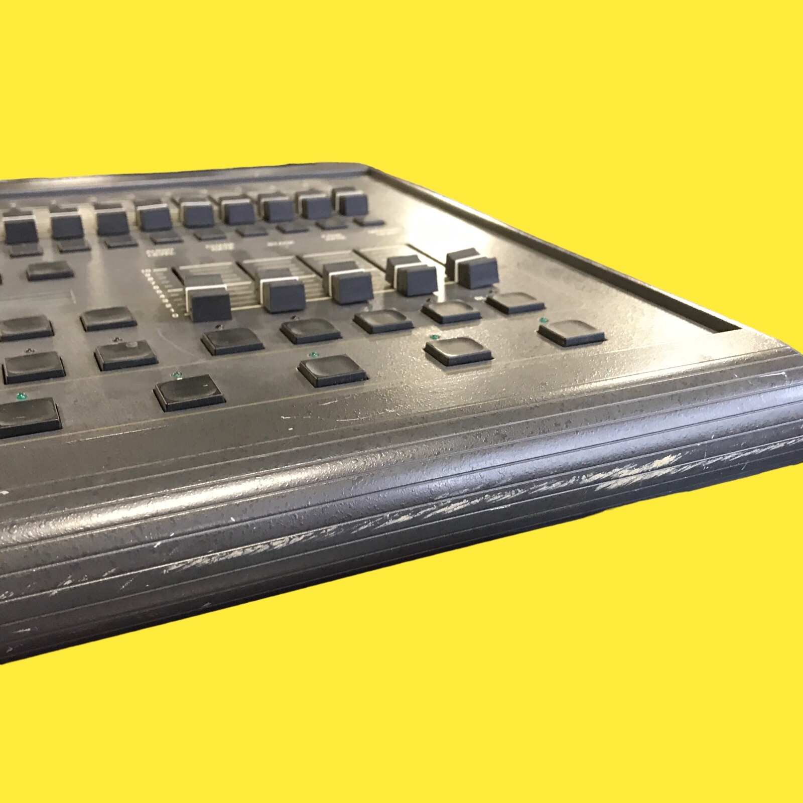 FOR PARTS NSI MC6300 Memory Lighting Console Stage Controller #1085 z36b14