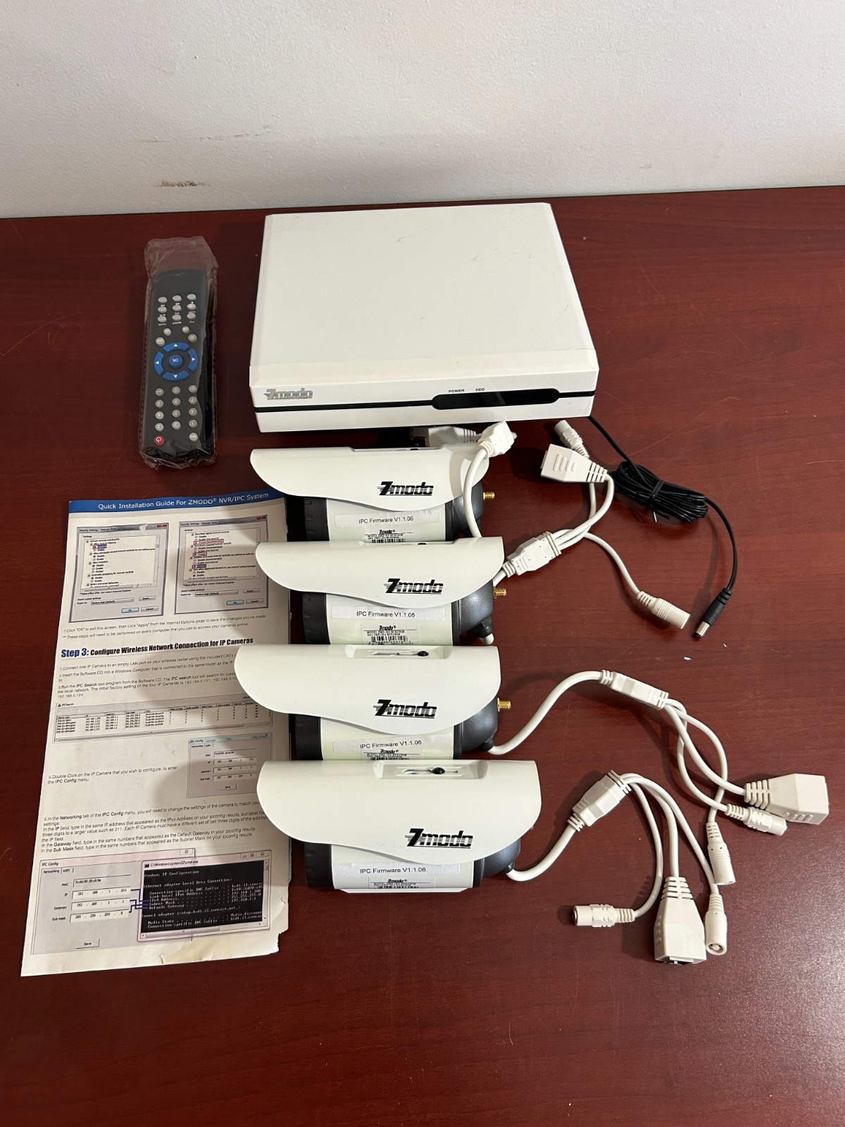 Zmodo ZMD-NV-SBN4 Network Video Recorder With Set of 4 ZMD-ISV-BFS23NM Cameras