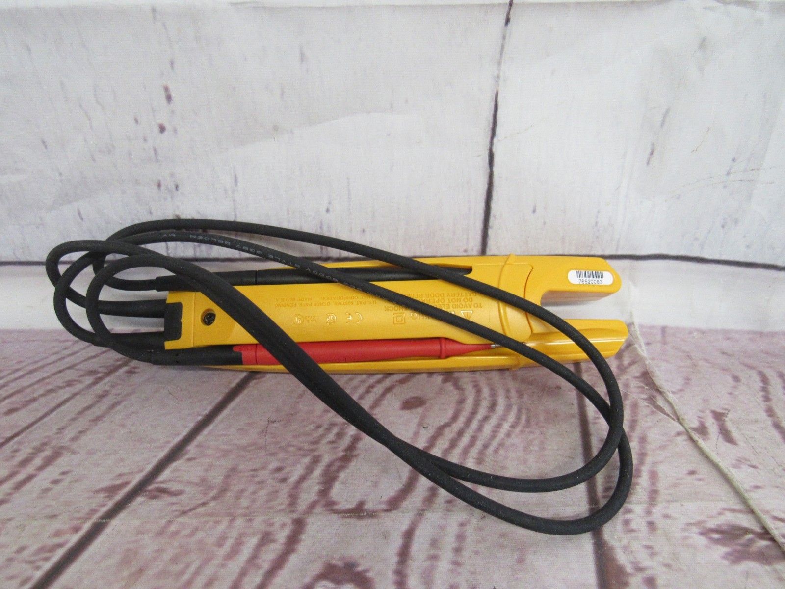 Fluke T5-600 Clamp Meter Continuity Current Electrical Tester
