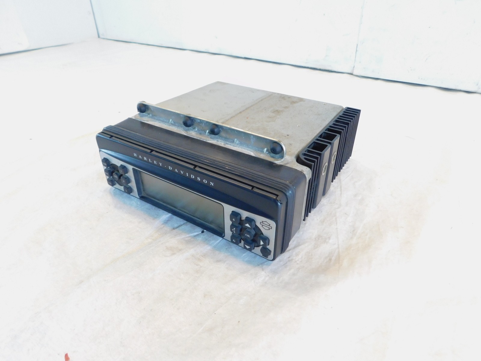 Harley Davidson Touring Street & Electra Glide Fairing Radio for Parts 76160-06