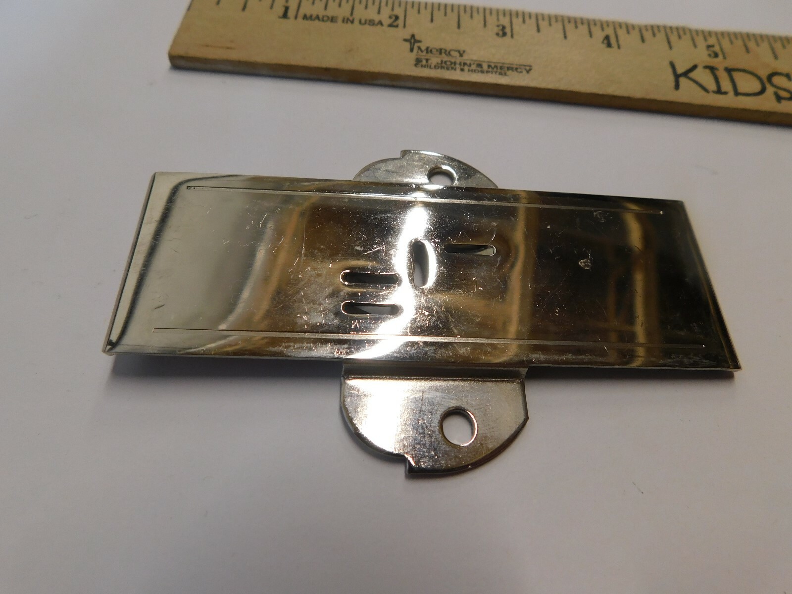 A2    Singer #383013 Sewing Machine  Buttonholer Feed Dog Cover Plate