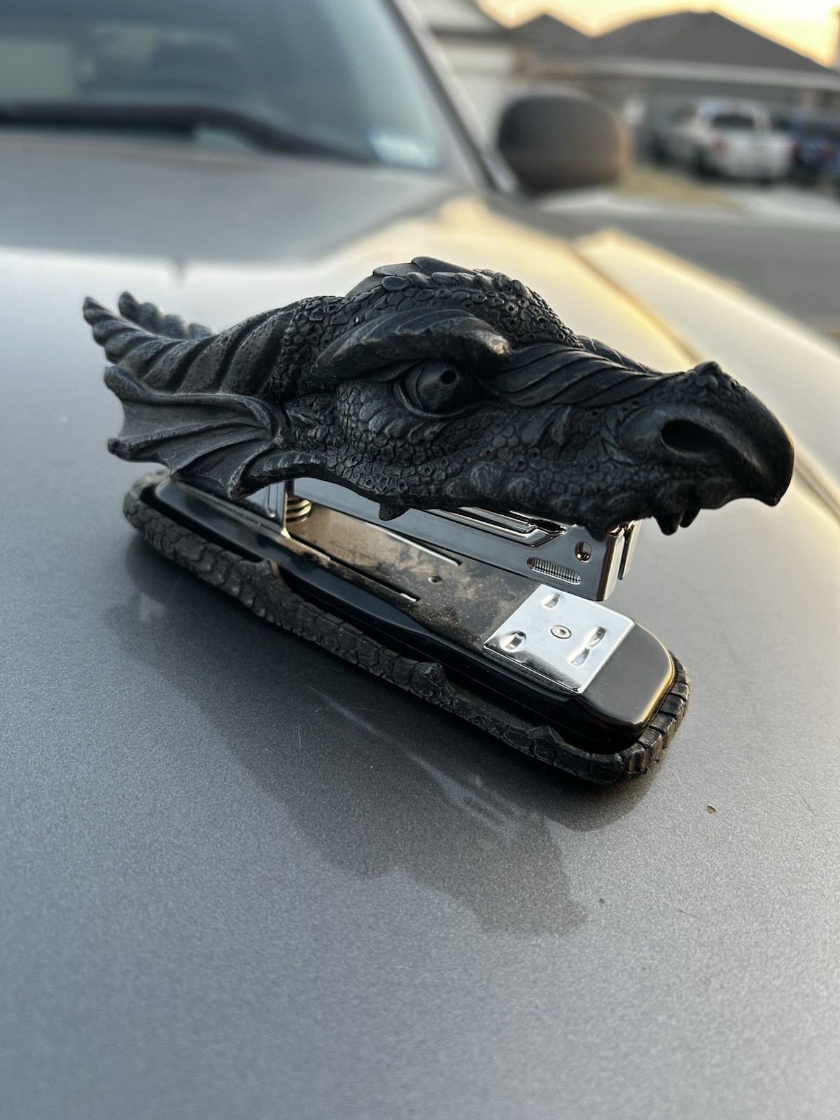 Dragon Stapler with 2000 Staples, Dragon Head Stapler