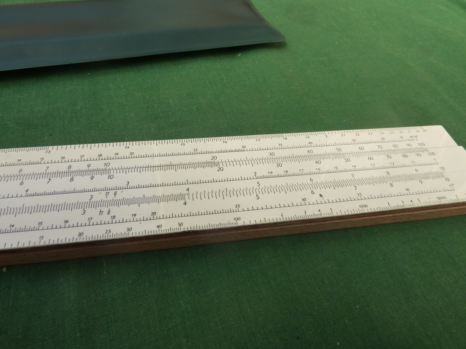 UNIQUE 'UNIVERSAL ONE' SLIDE RULE WITH POUCH