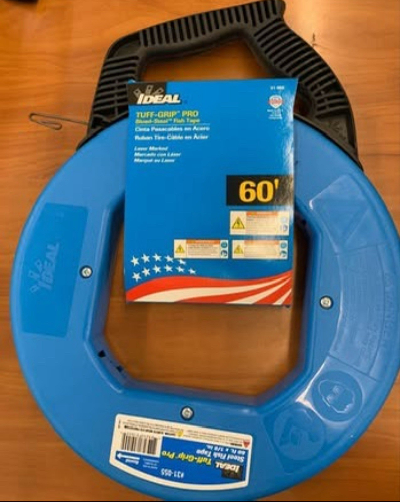 IDEAL 60' BLUED-STEEL™ FISH TAPE W/FORMED HOOK & TUFF-GRIP™ PRO CASE, 31-055