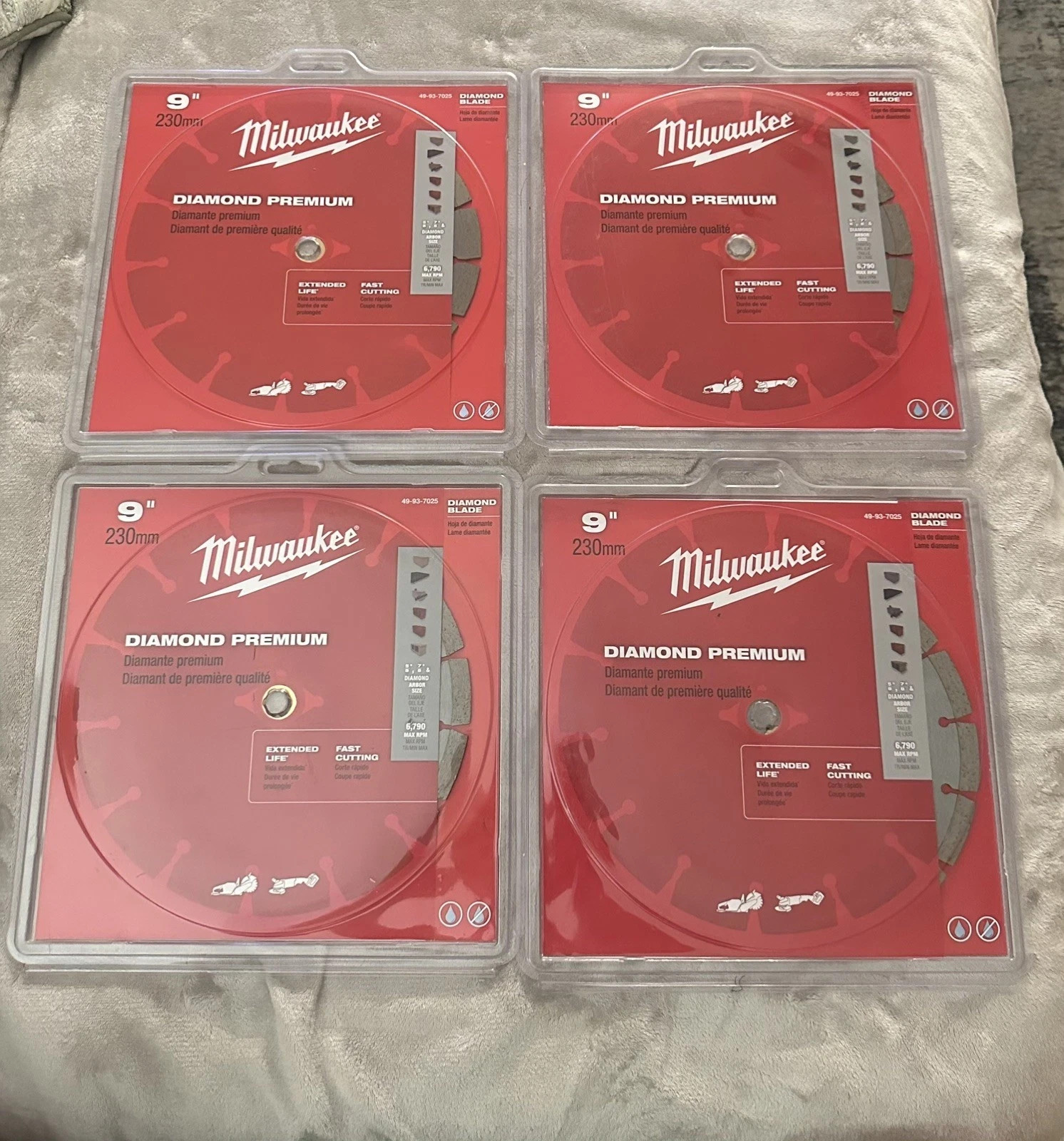 4X LOT NEW Milwaukee 9 in. Segmented Premium Diamond Blade, 49-93-7025