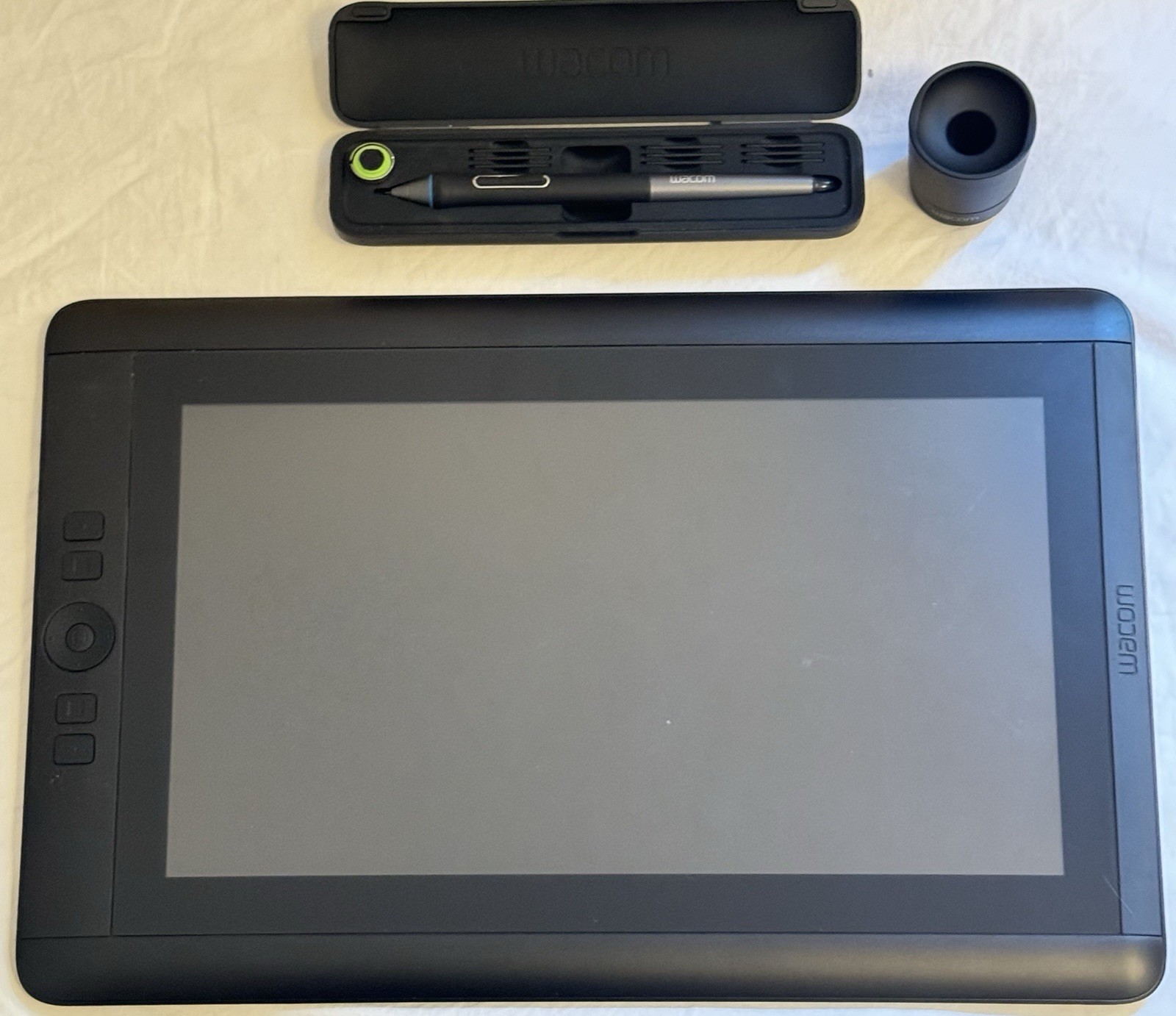 Wacom Cintiq 13HD Creative Pen Display DTK-1301 w/ Grip Pen, Stand & Cables