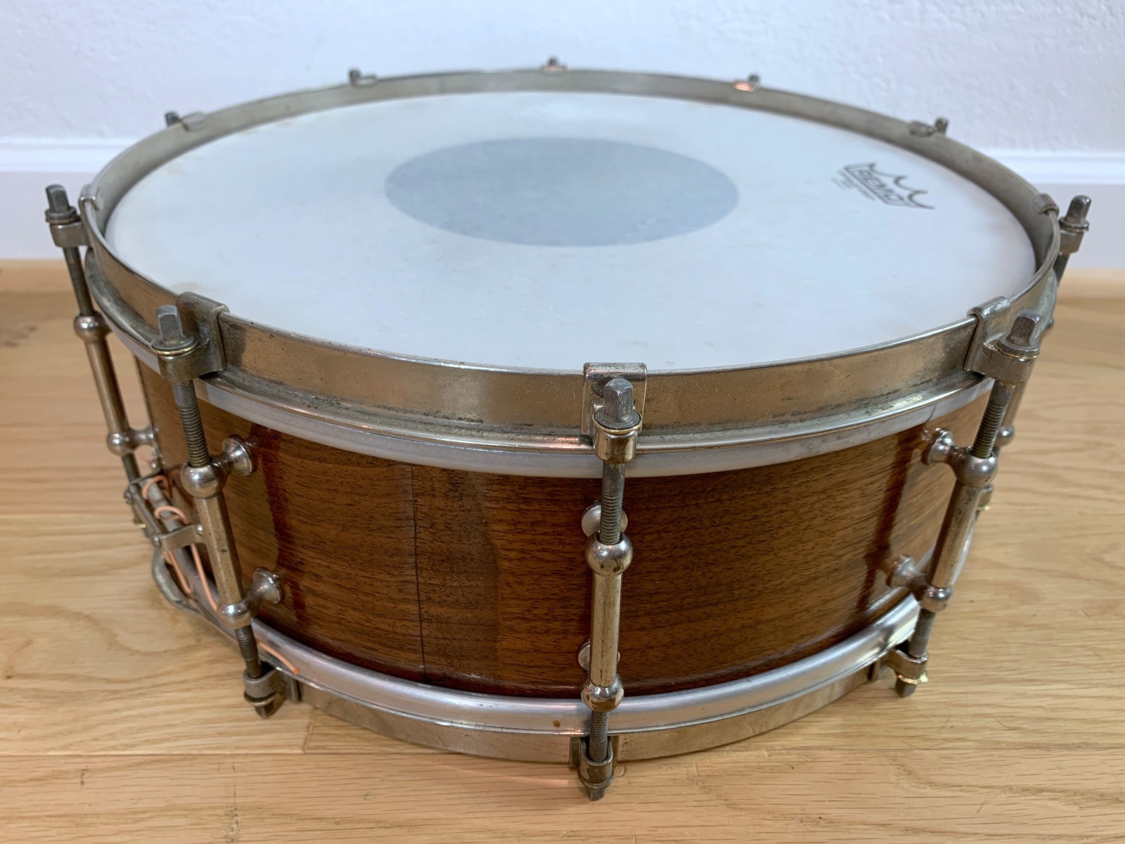 LUDWIG Professional Model 5x14 10-Lug Snare Drum Solid Walnut Shell 1920s Vtg