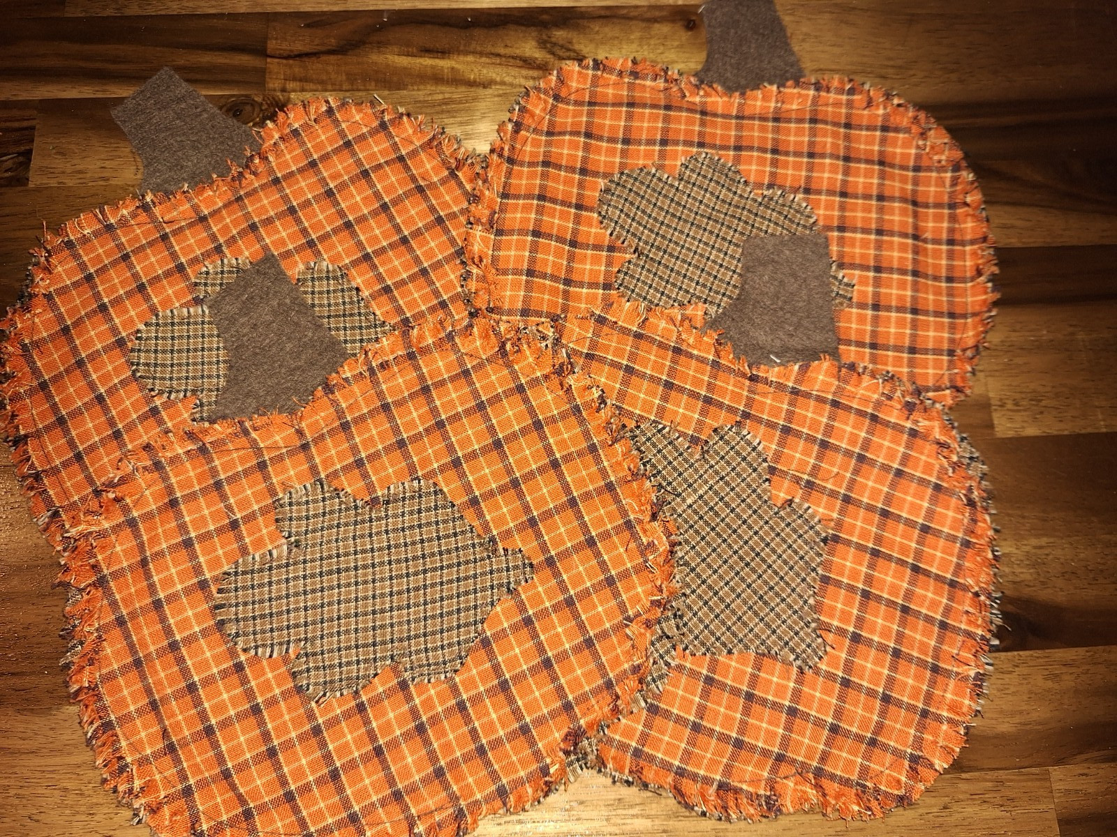 Handmade Raggedy Homespun Plaid Pumpkin Coaster - Set/4each #1028