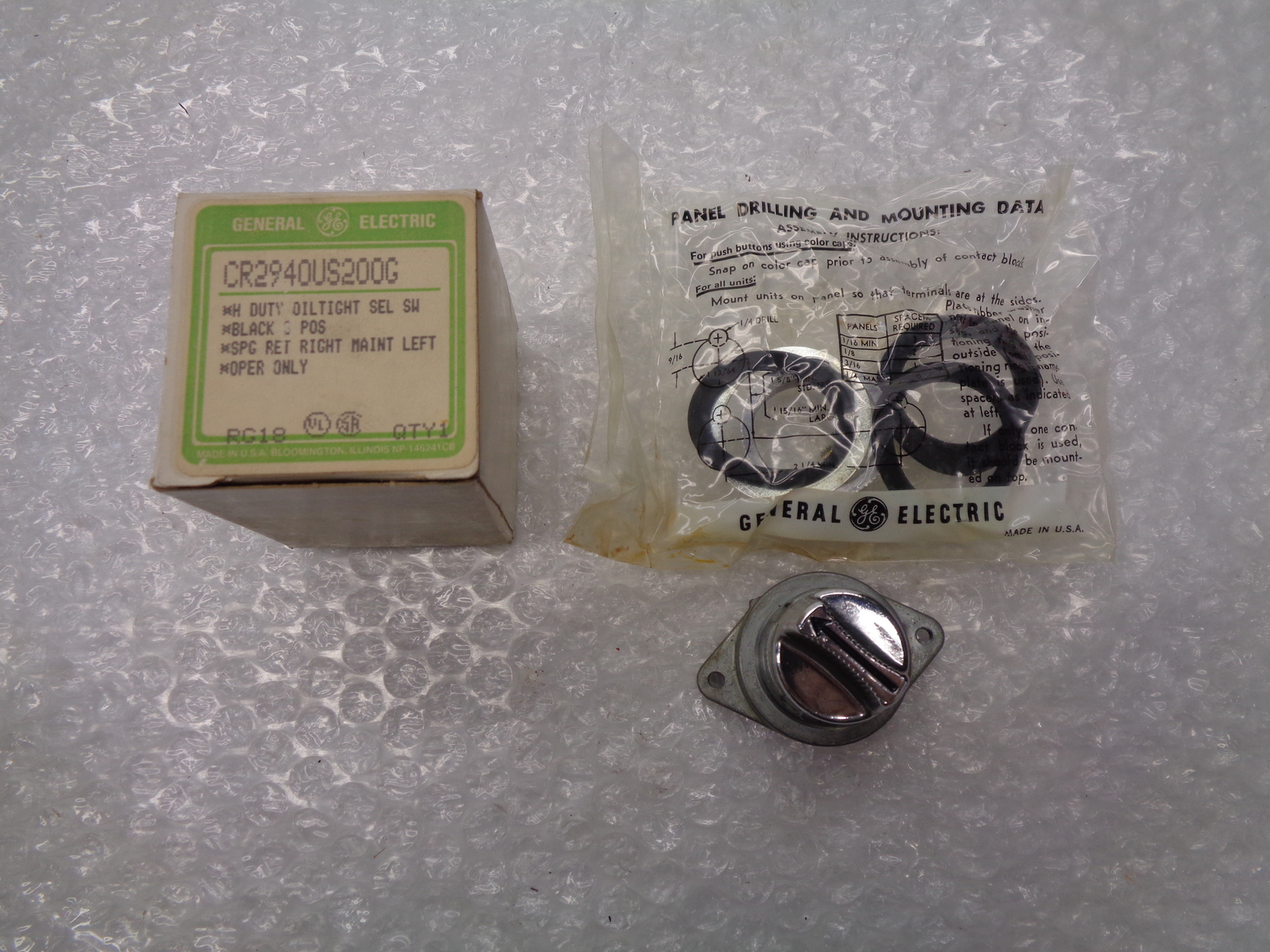 GENERAL ELECTRIC CR2940US200G SELECTOR SWITCH NSMP