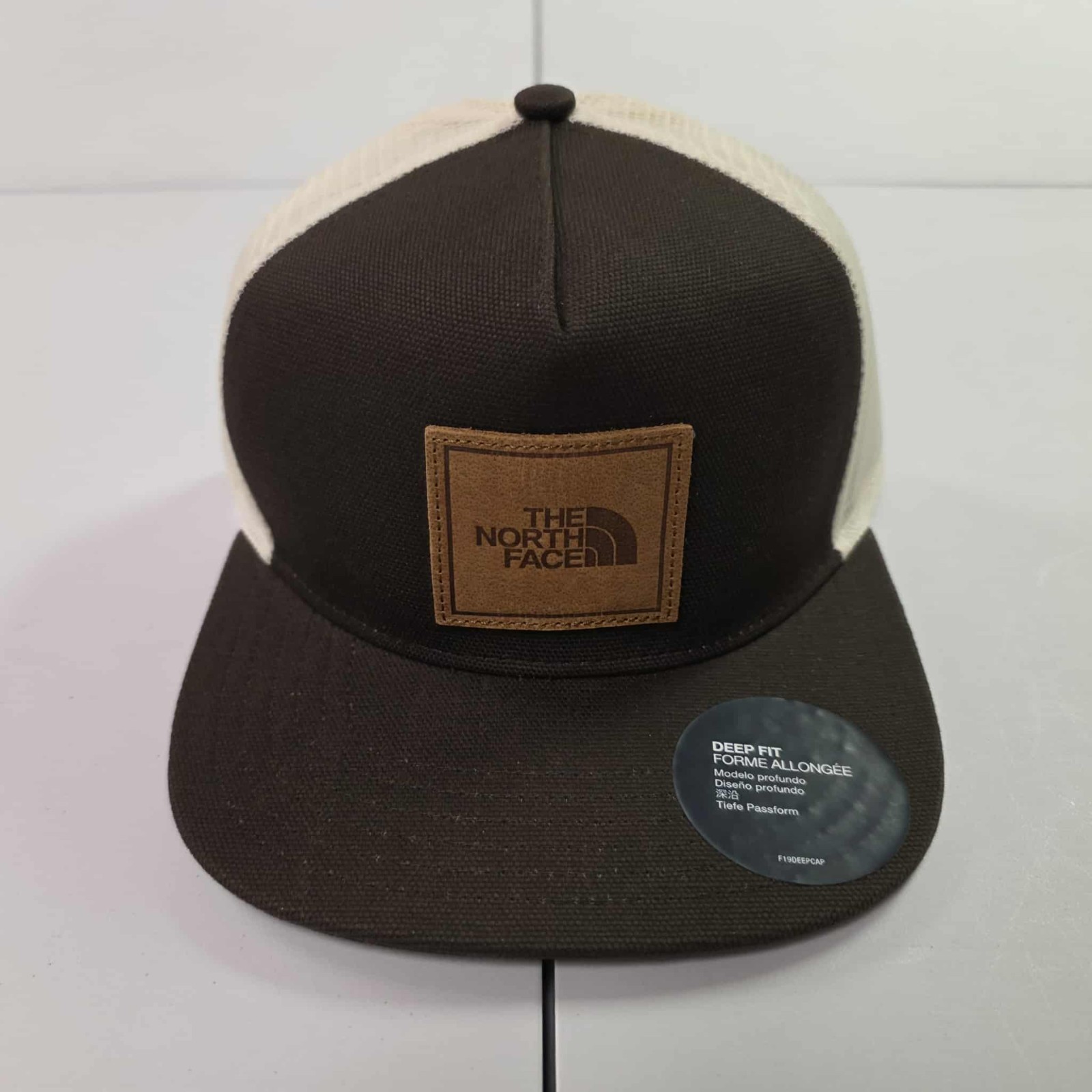North Face Men's Half Dome Trucker Hat Adjustable NWT