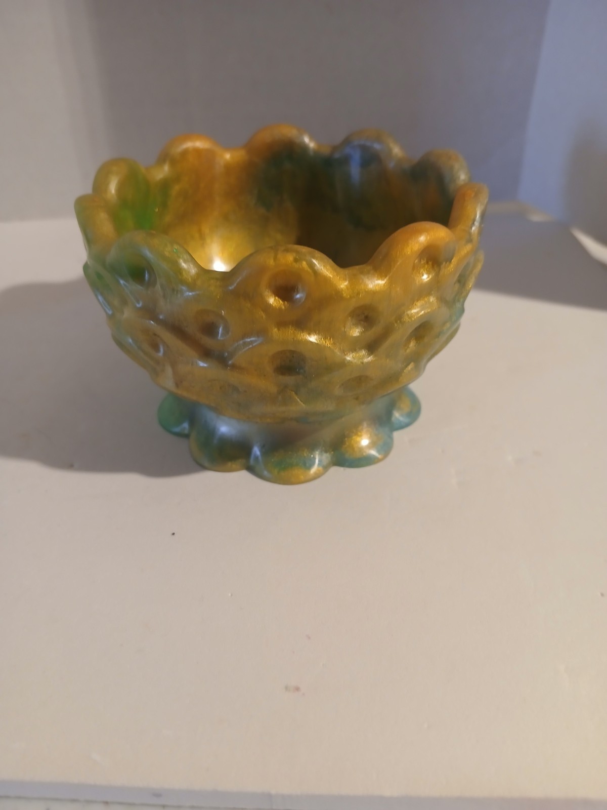 Handmade Epoxy Resin Trinket Bowl With Scallops Design