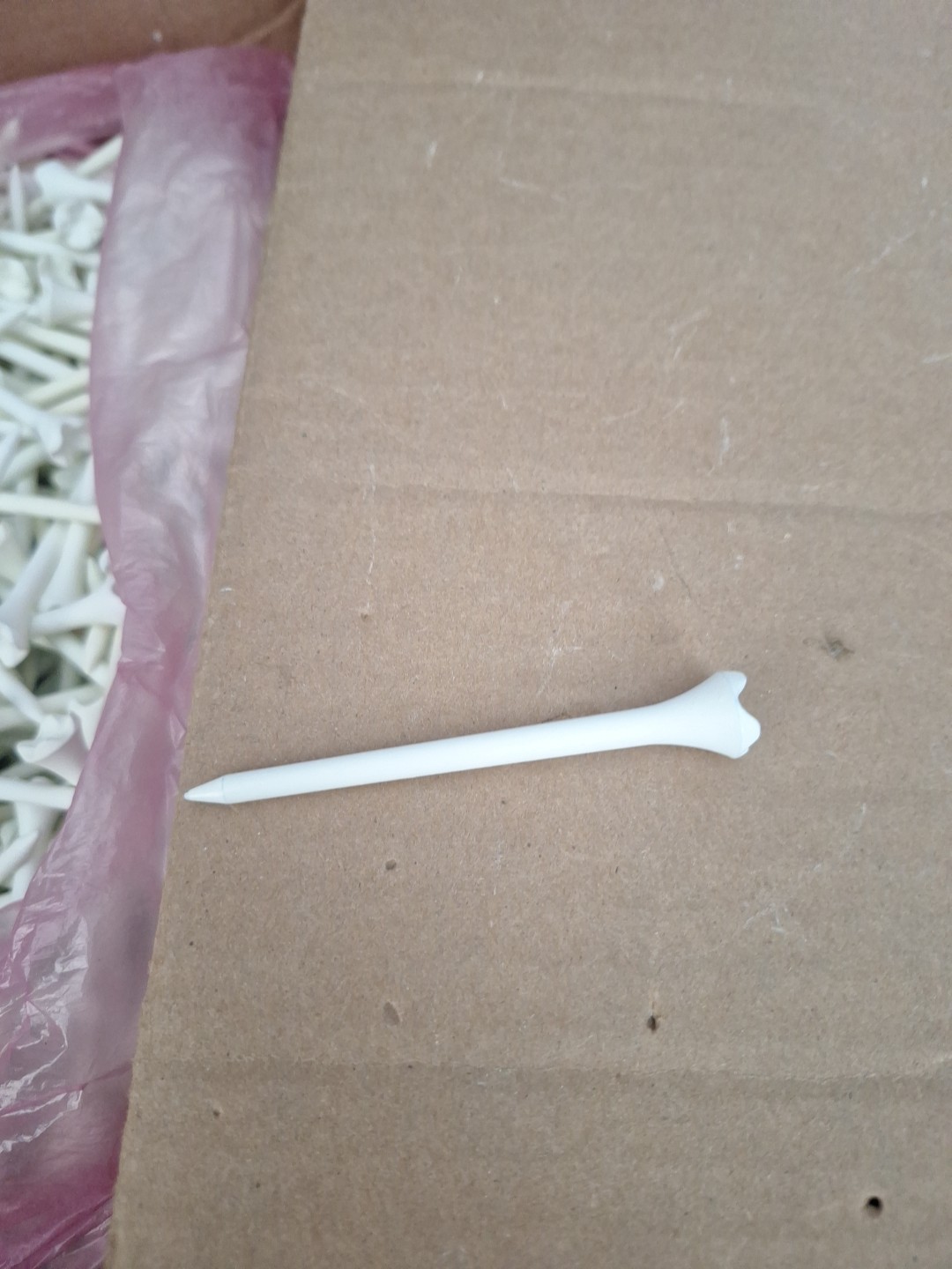 75 3 1/4" Plastic Tees