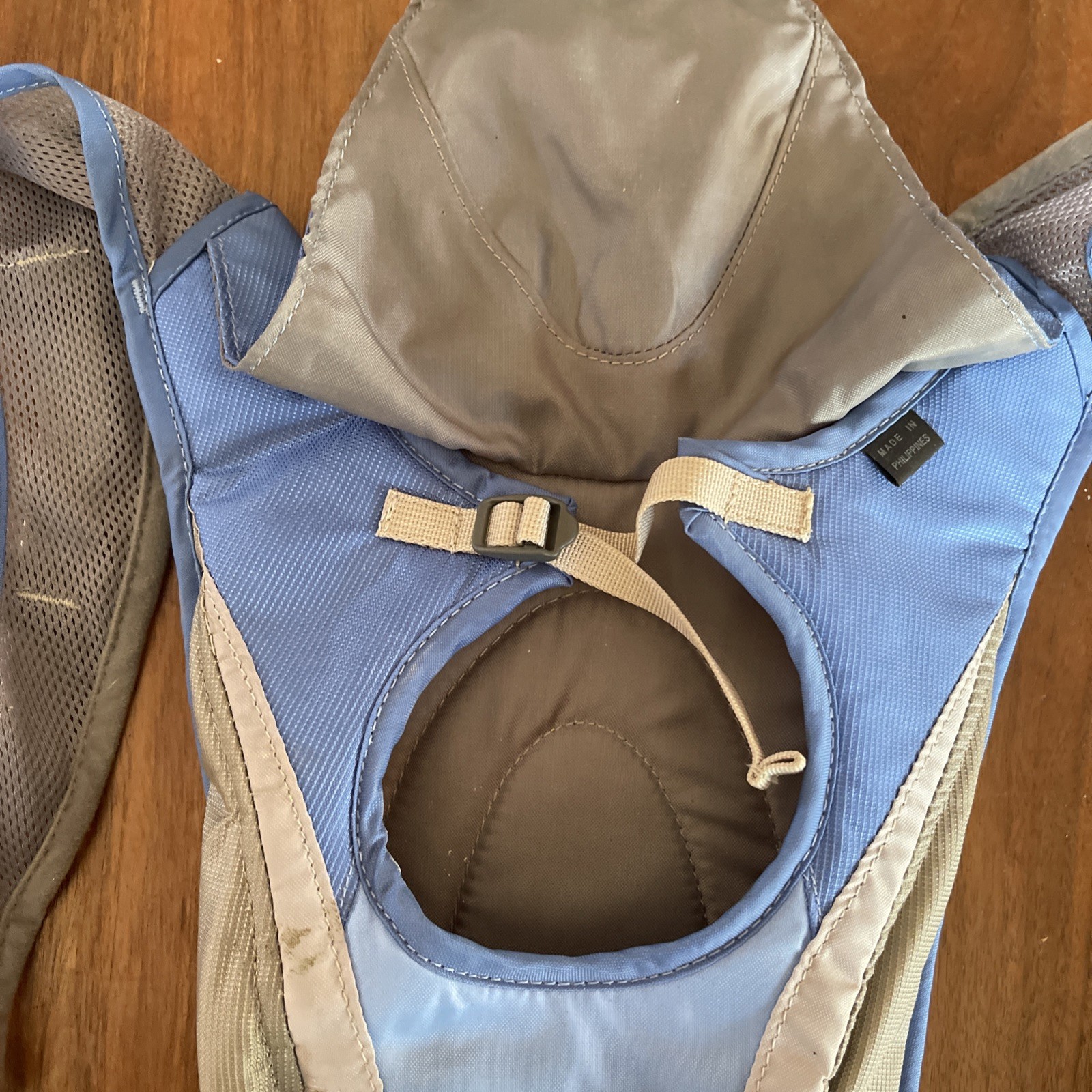 Light Blue Camelbak backpack 1.5L (Pack only- no Reservoir bladder)