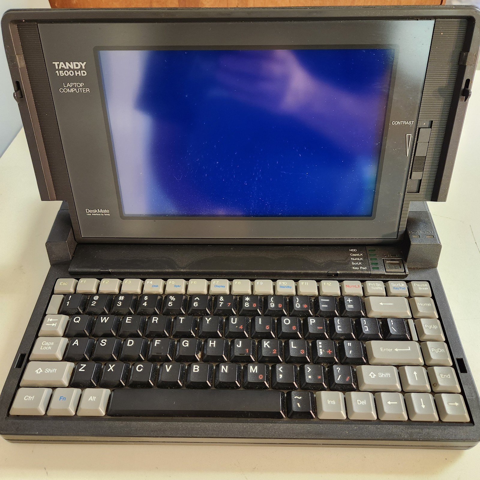 Vintage Tandy 1500 HD Laptop Computer Model 25-3506A No Cord Parts Or Repair