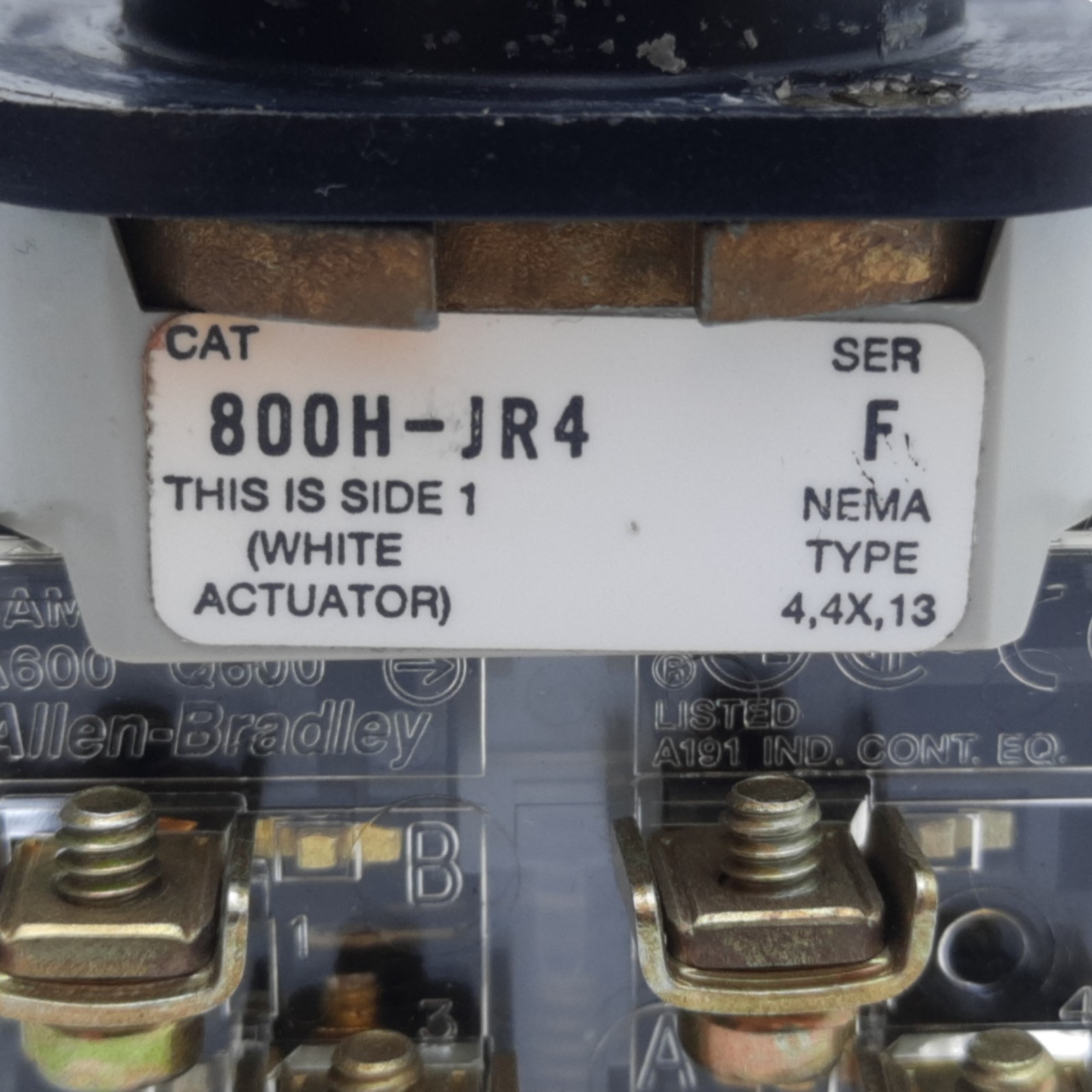 Allen Bradley 800H-JR4 Selector Switch, 3-Position Knob, 30mm, Spring Return
