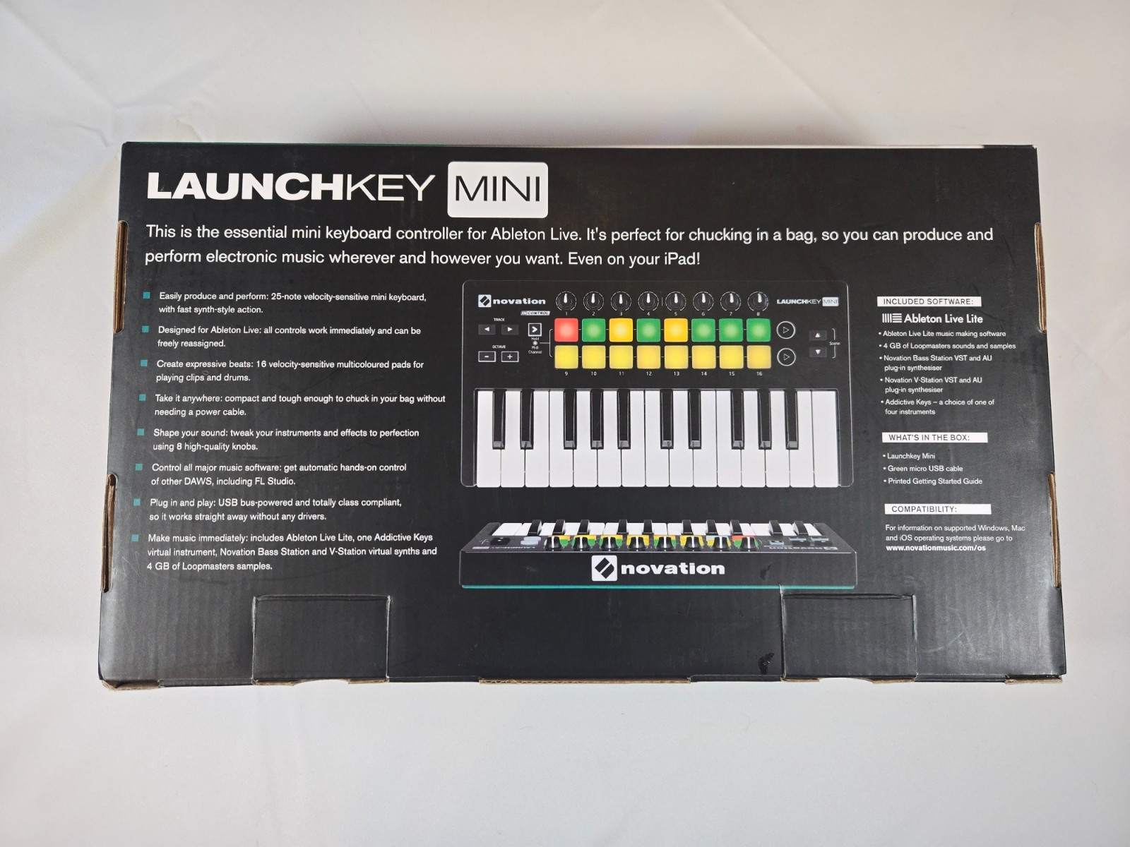 Novation Launchkey Mini MK2 MIDI Keyboard Controller w/ Box & USB Cable