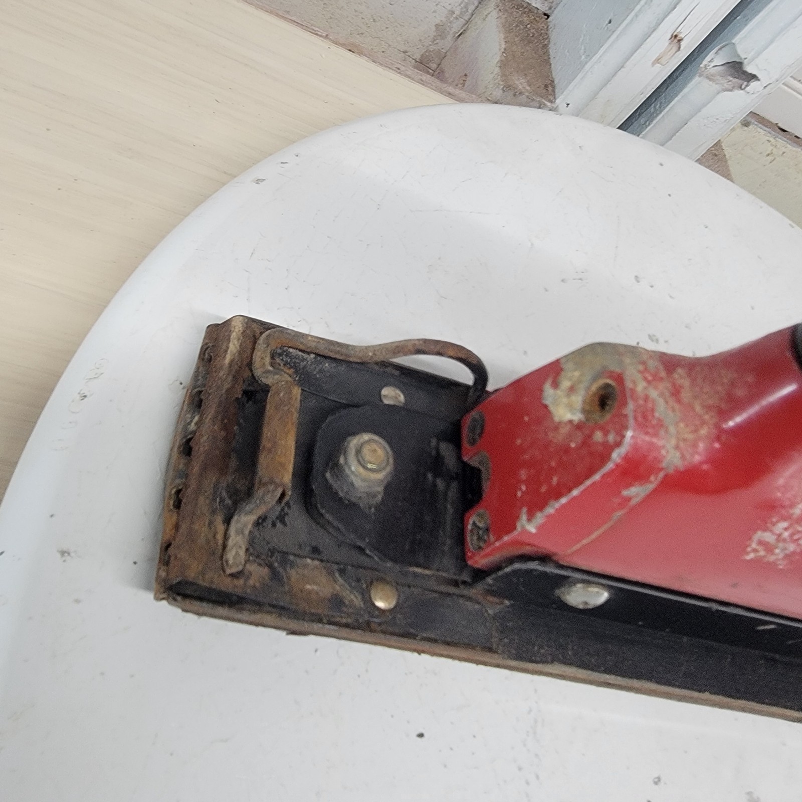 Central Pneumatic 280 Straight Line Air Sander Tested Working Long Board