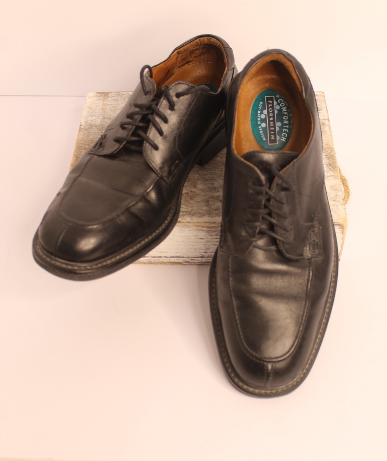 Florsheim ComforTech Men's 10.5  M Black Dress Shoes Leather Classic Dot Matrix