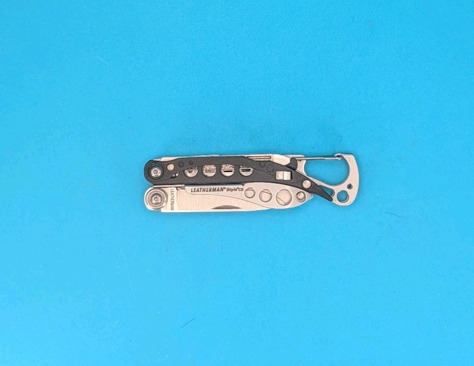 Leatherman Style CS Black Multi-Tool! FAST SHIPPING!