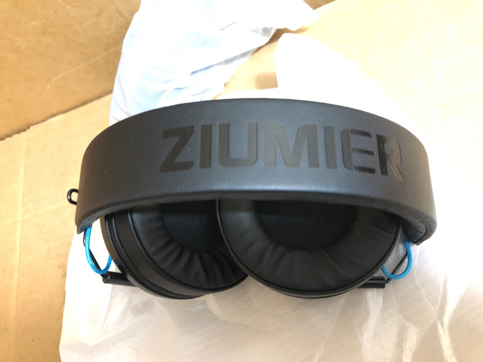 Ziumier M09 Wireless Gaming Headset 2.4G Type-C Charge Interface **