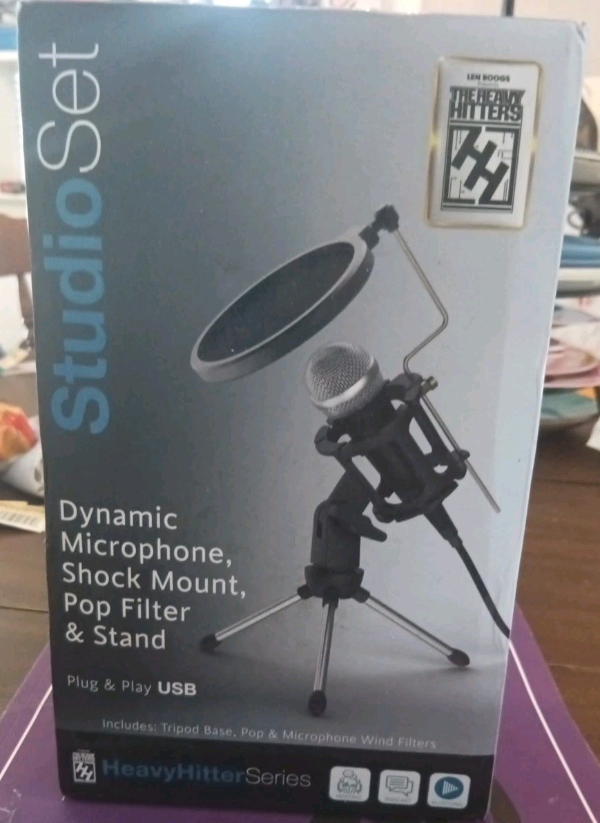 Tzumi Heavy Hitter Series Dynamic Microphone Studio Set Sealed