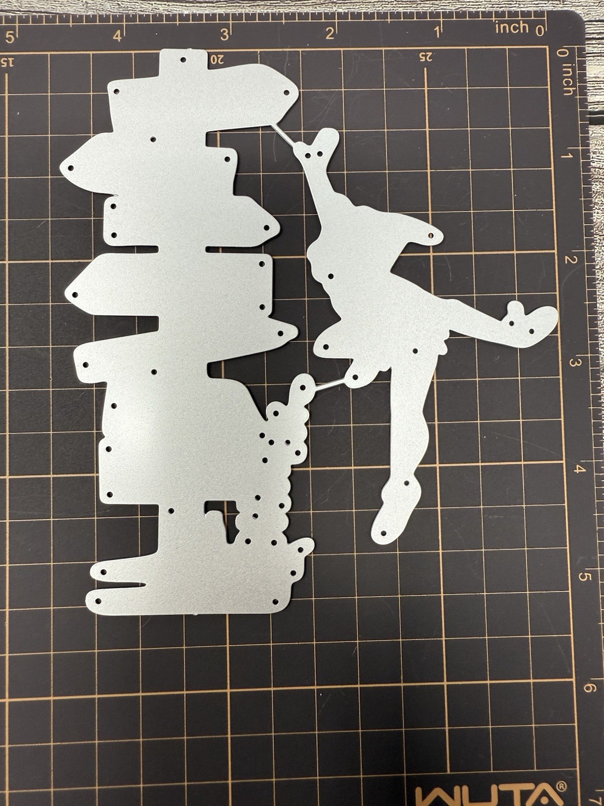 Universal Thin Metal Die Cut Tool Disney Peter Pan Neverland Fly happy thoughts