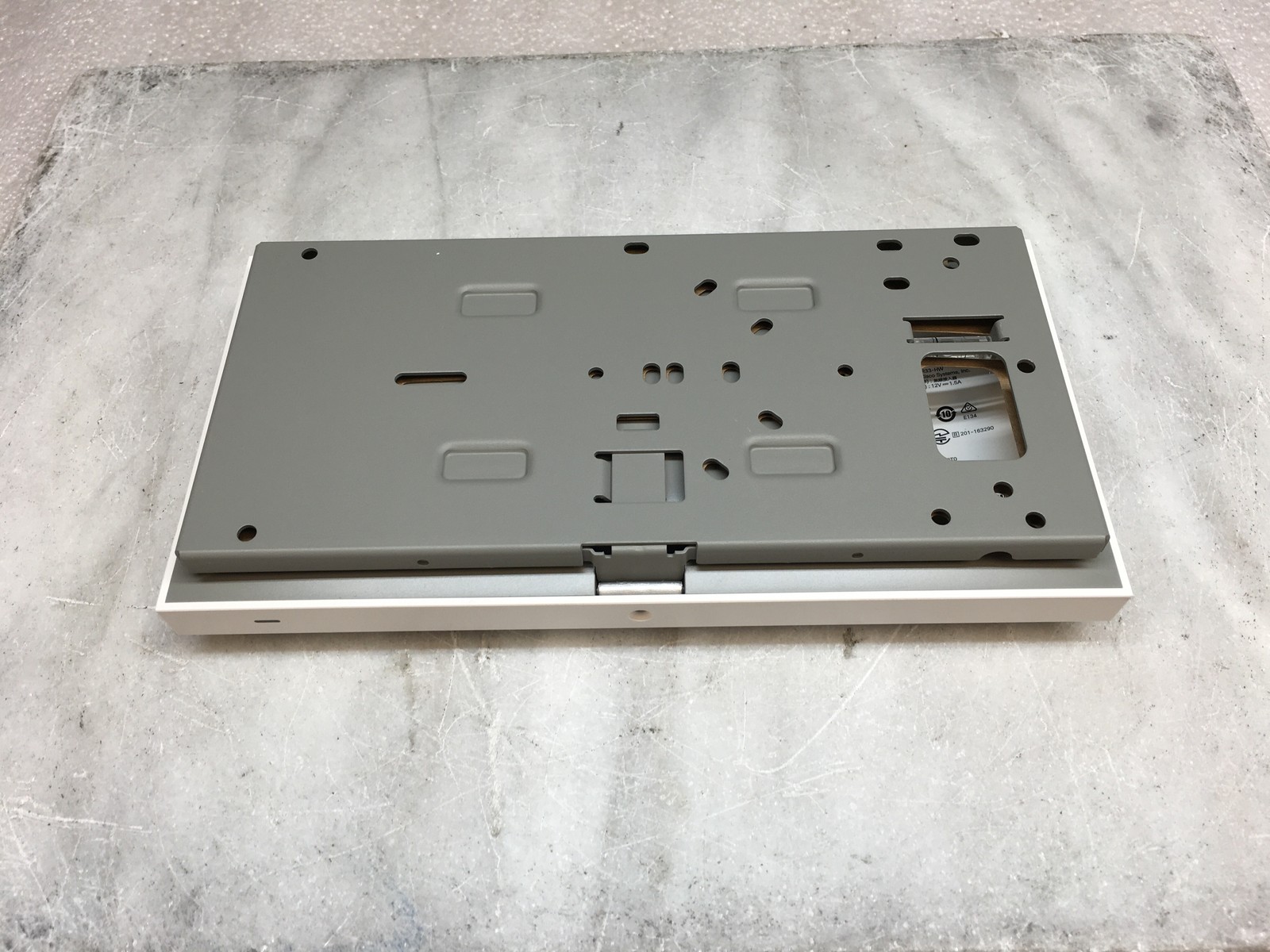 Cisco Meraki MR33-HW Cloud Managed Access Point with Mounting Plate