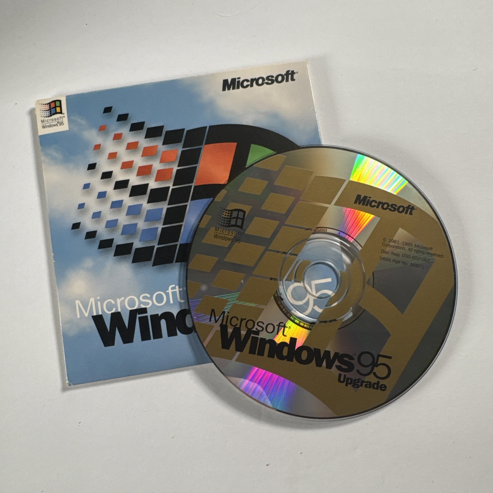 Microsoft Windows 95 Upgrade Disc CD w/ Product Key