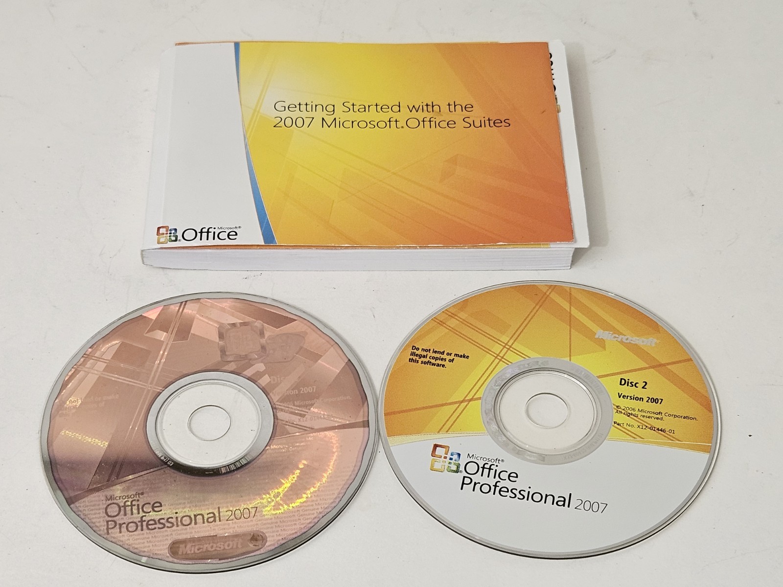 Microsoft Office Professional 2007 with Product Key - Exlnt - Two Install disks