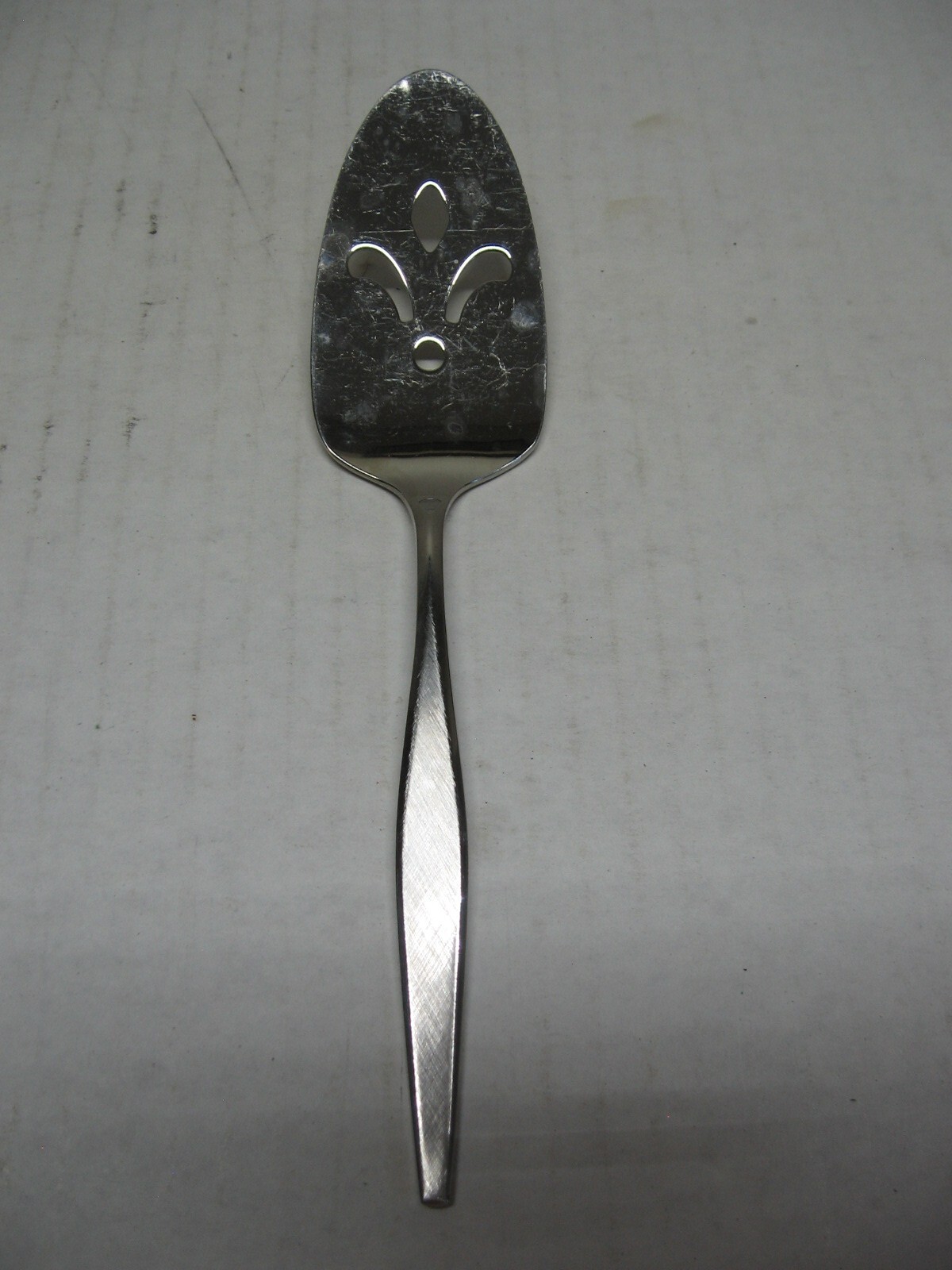 Slotted Pie Server Wm A Rogers Oneida Windrift Premier Stainless