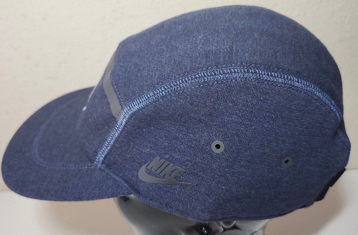 Nike Fly Cap Unstructured 5-Panel Running Hat Navy M/L Reflective Trim