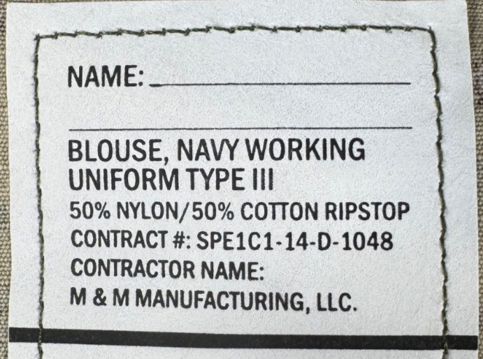 New US Navy USN NWU Type III AOR2 Working Uniform Blouse Jacket Small Regular