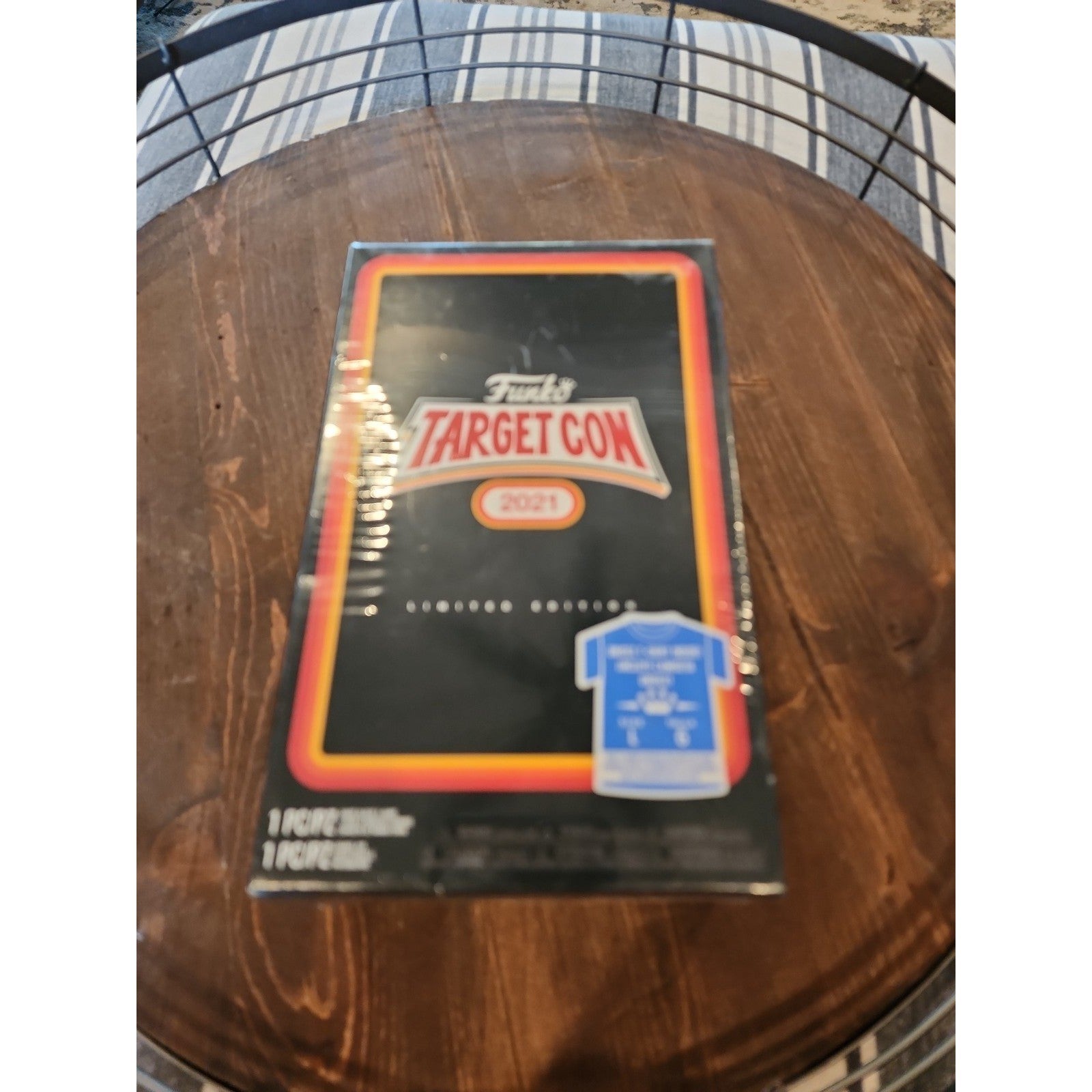 Funko TARGET CON 2021 FUNKO TSHIRT PIN