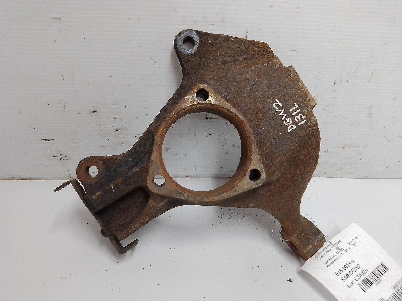 Front Driver Left Spindle/Knuckle from GMC Yukon Denali 11382743