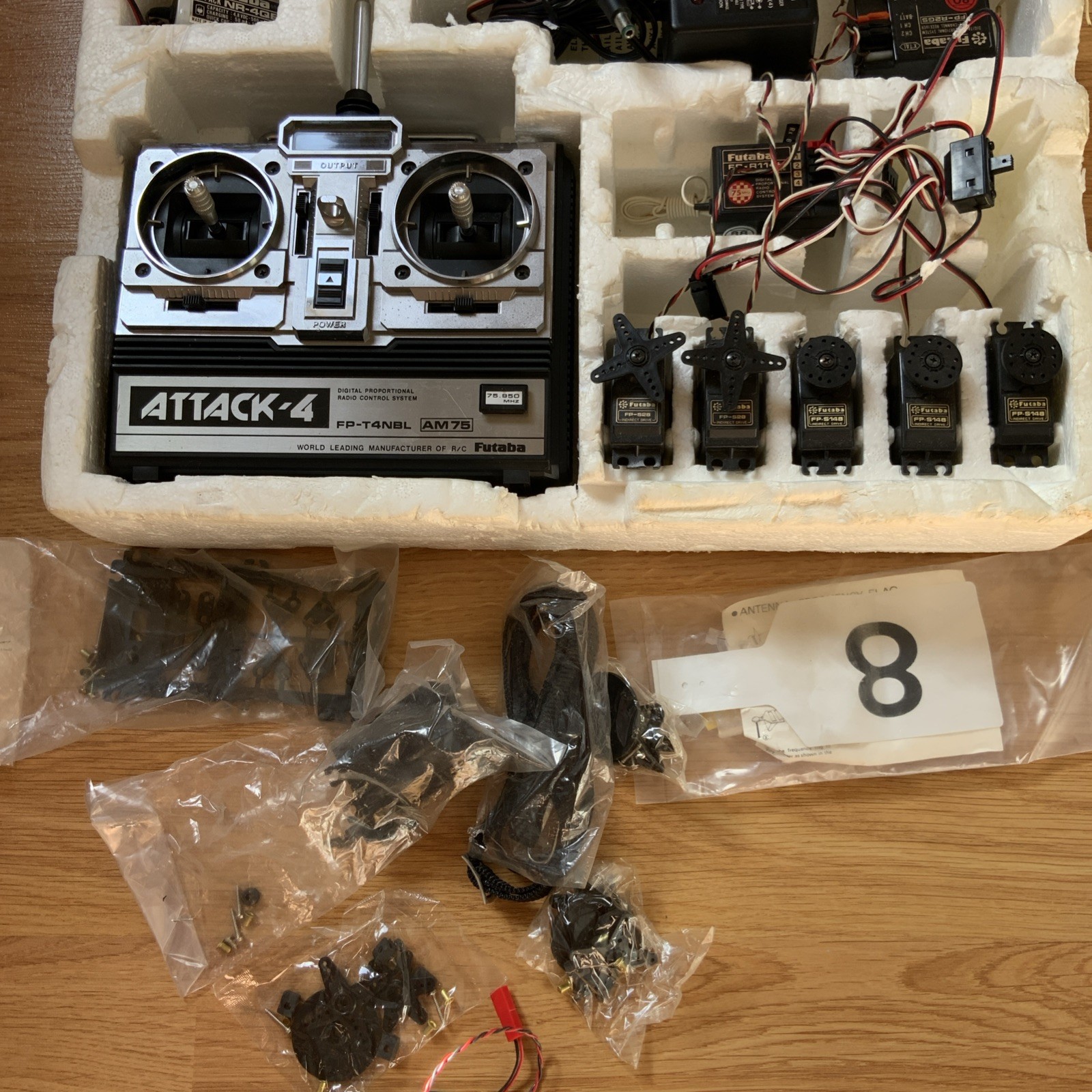 Futaba FP-T4NBL Attack 4 Series Transmitter AM 75 Remote Control System FP-S148