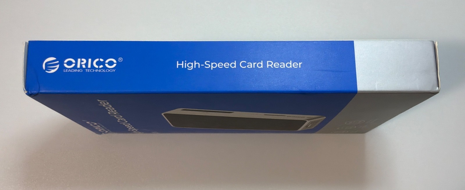 ORICO M4DK High-Speed Card Reader for CFexpress Type A/B, SD/TF 4.0, Thunderbolt