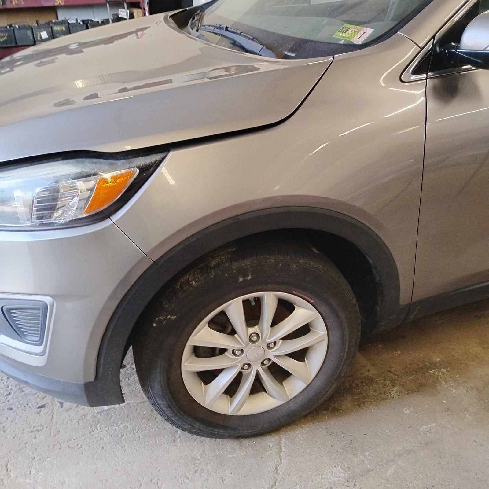 Spindle Knuckle Front KIA SORENTO Right 16 17 18