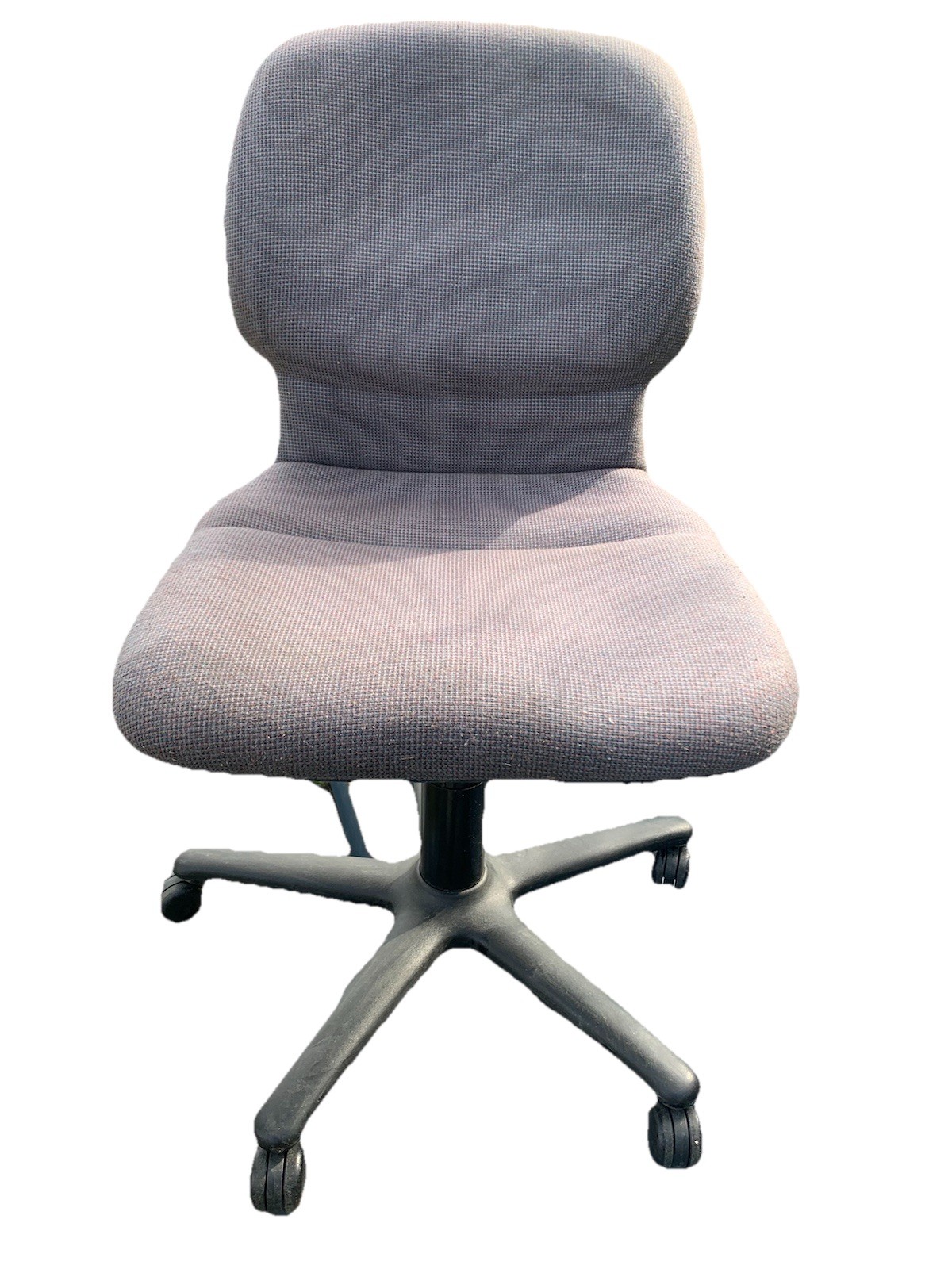 Steelcase Think Chair gray seat and Back Silver Frame office Desk chair