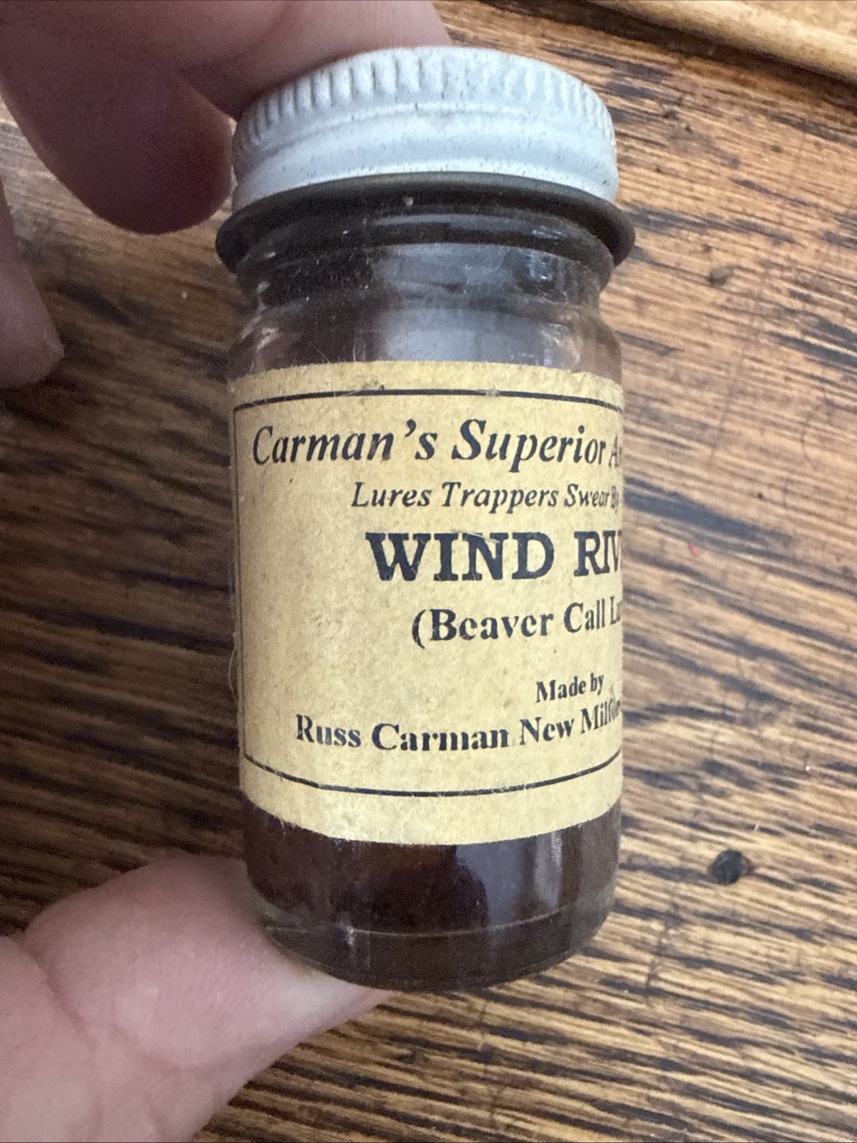 Vintage Carman's Wind River Lure Traps Trapping Beaver Call Lure